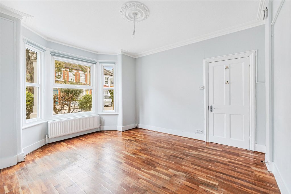 Property photo 2 of 12 Living Room