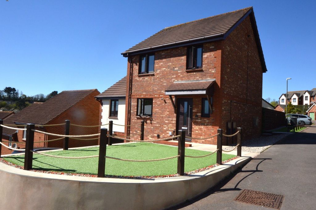 Property photo 2 of 17 2 - Picture No. 40