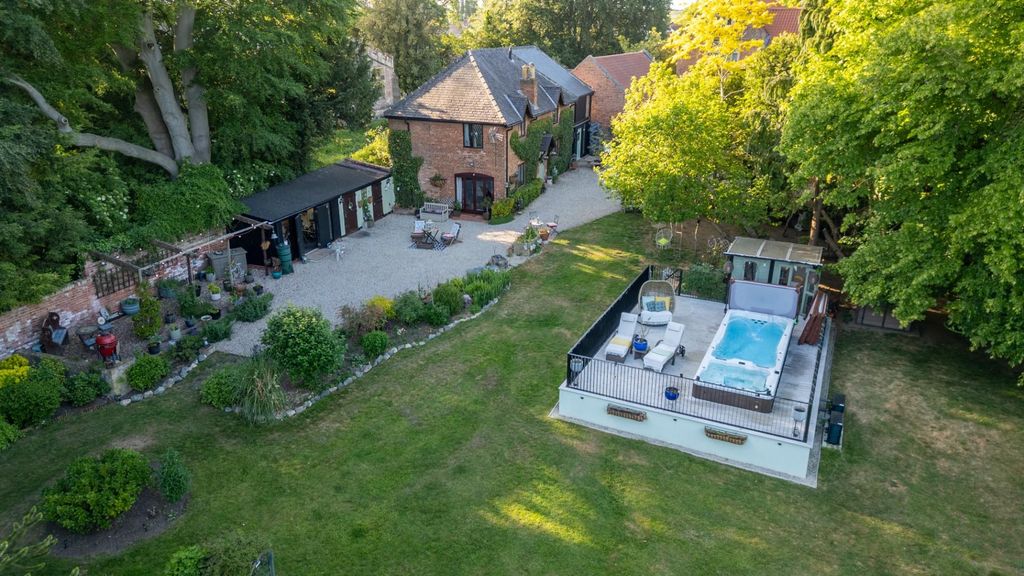 Property photo 1 of 26 The Stables-5.Jpg