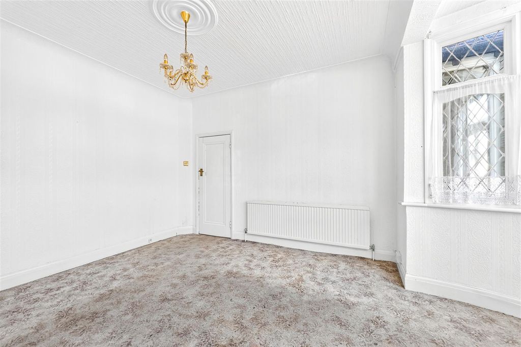 Property photo 1 of 18 Aik04994.Jpg