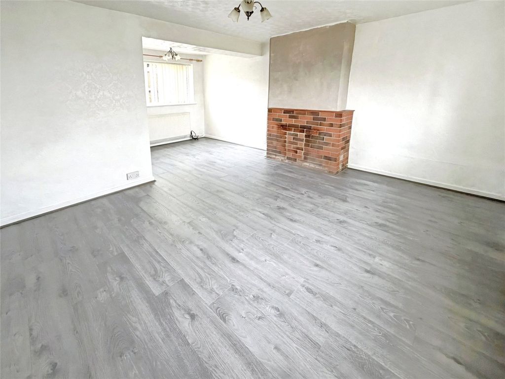 Property photo 2 of 13 Picture No. 09