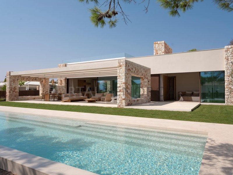 Property photo 1 of 24