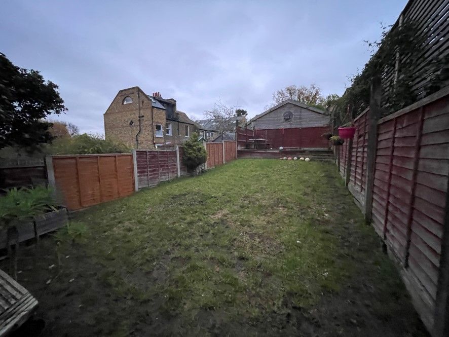 Property photo 3 of 12