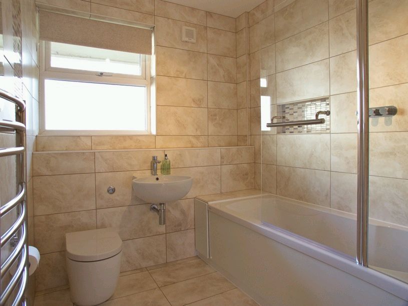 Property photo 3 of 8 Photo 1