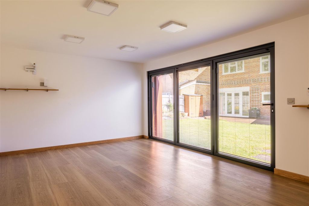 Additional image 17 of 4 bed detached house for saleBeaufort Close, Reigate RH2