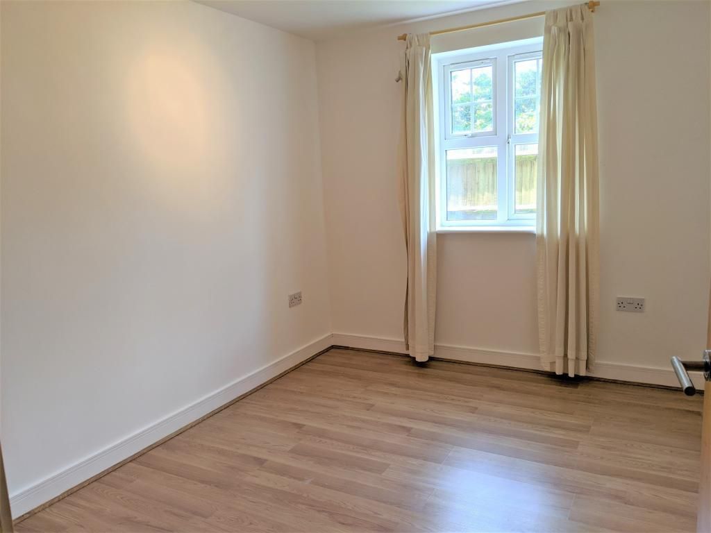 Additional image 7 of 2 bed flat to rentHeol Tre Forys, Penarth CF64