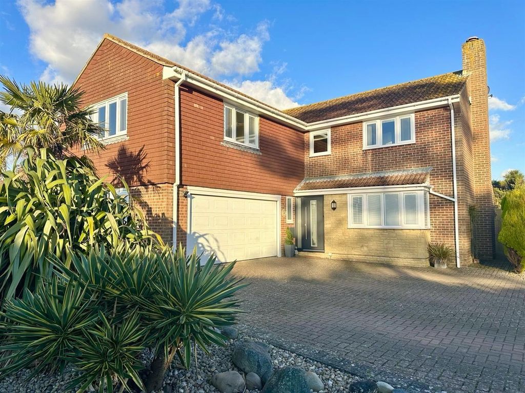 Property photo 1 of 26