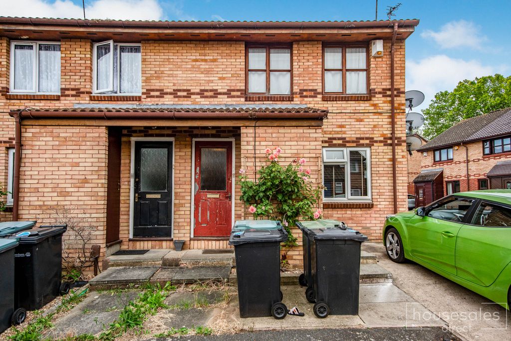 Property photo 1 of 5