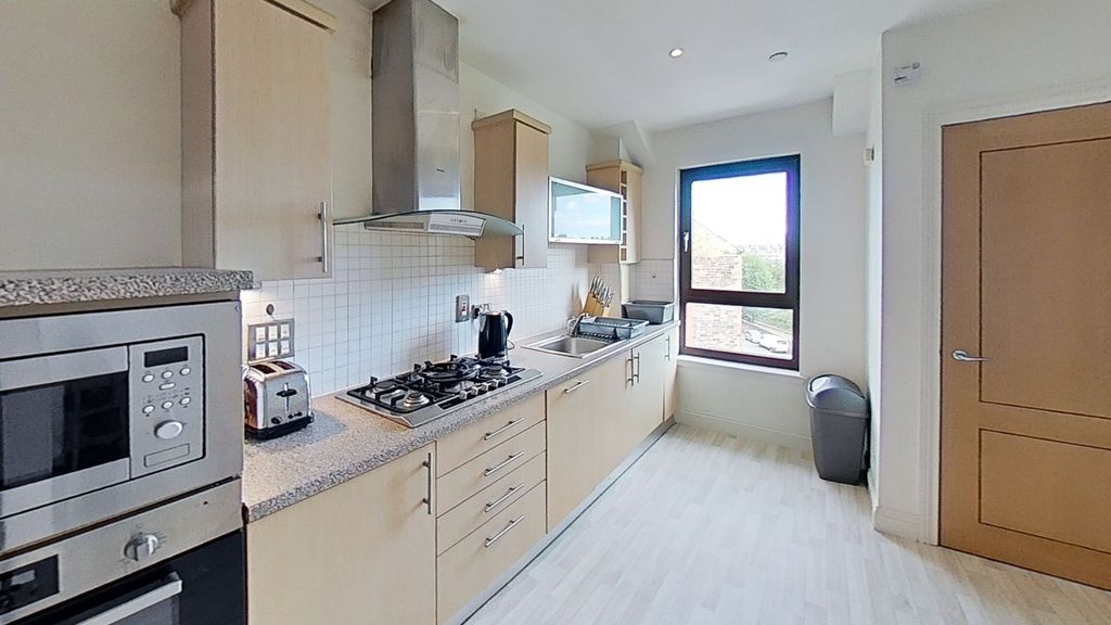 Property photo 2 of 10 Photo 2