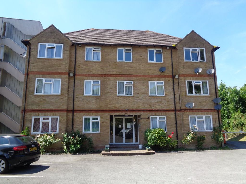 Property photo 1 of 10