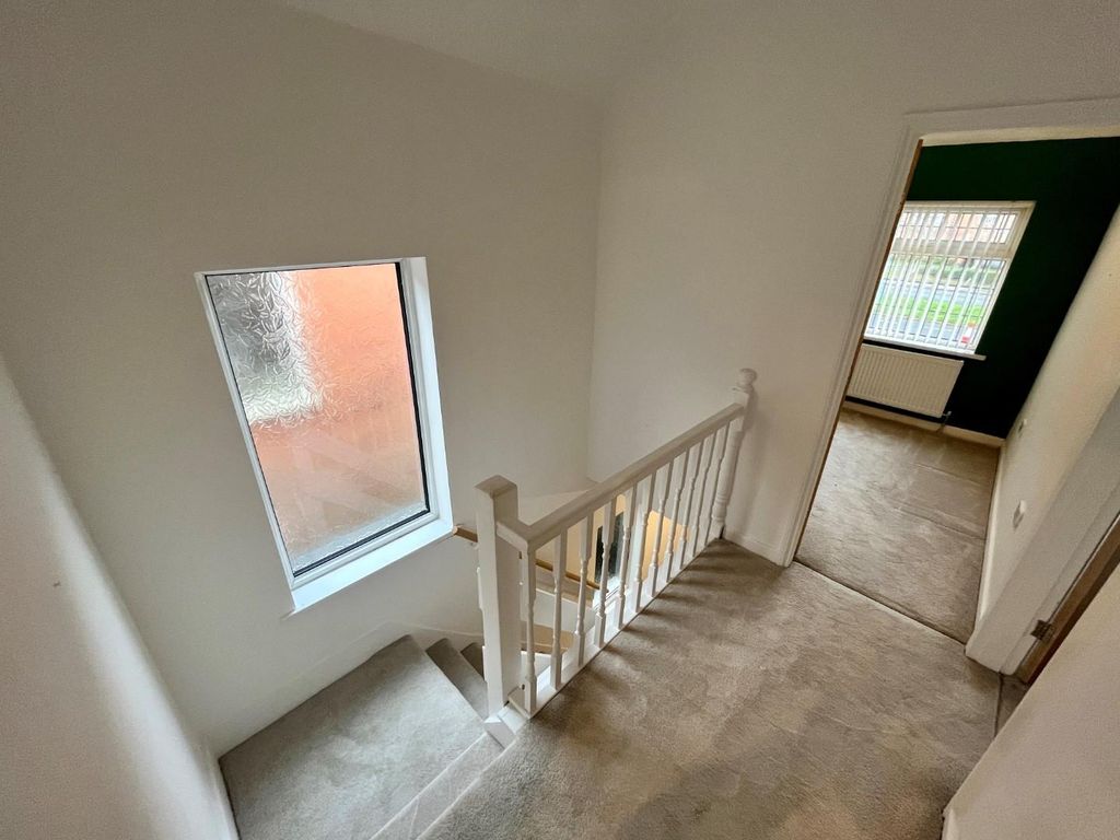 Property photo 1 of 8 Newton Stair.Jpg