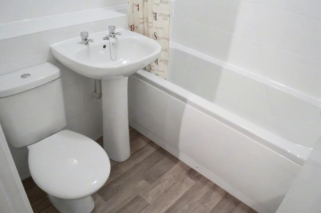 Property photo 3 of 6 Dsc07298_1.Jpeg