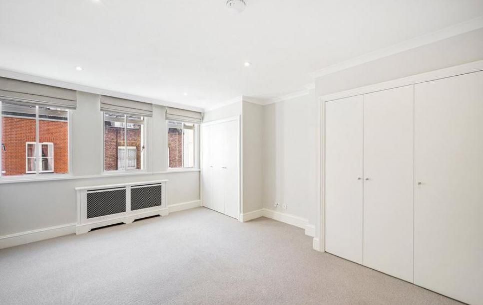 Property photo 3 of 6