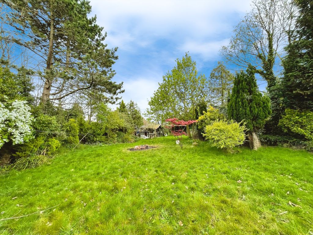 Property photo 3 of 15 Picture No. 11