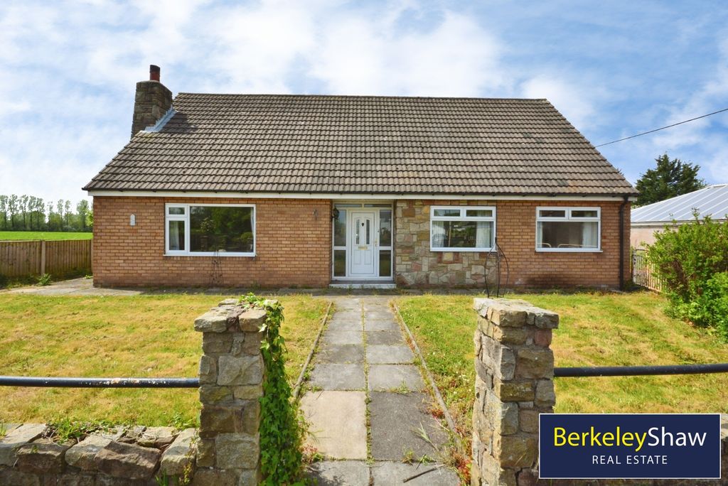 Property photo 1 of 32 External