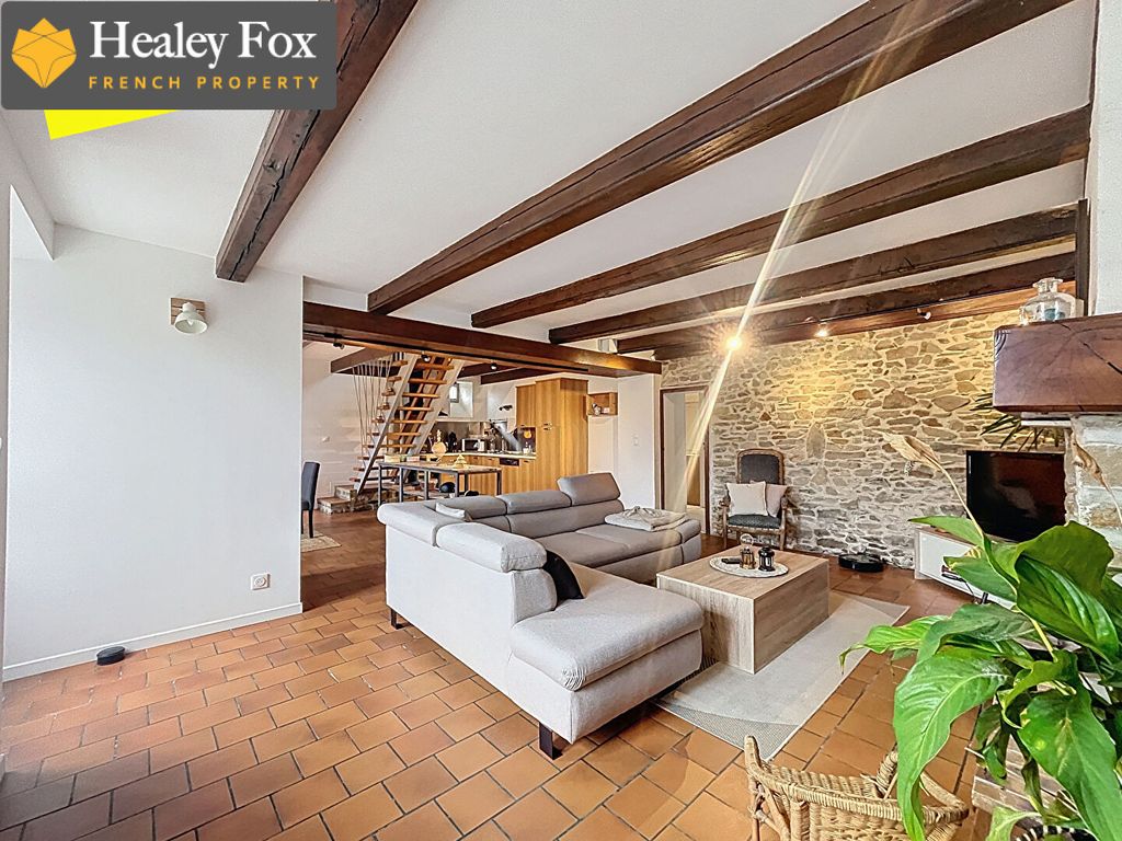 Property photo 2 of 18