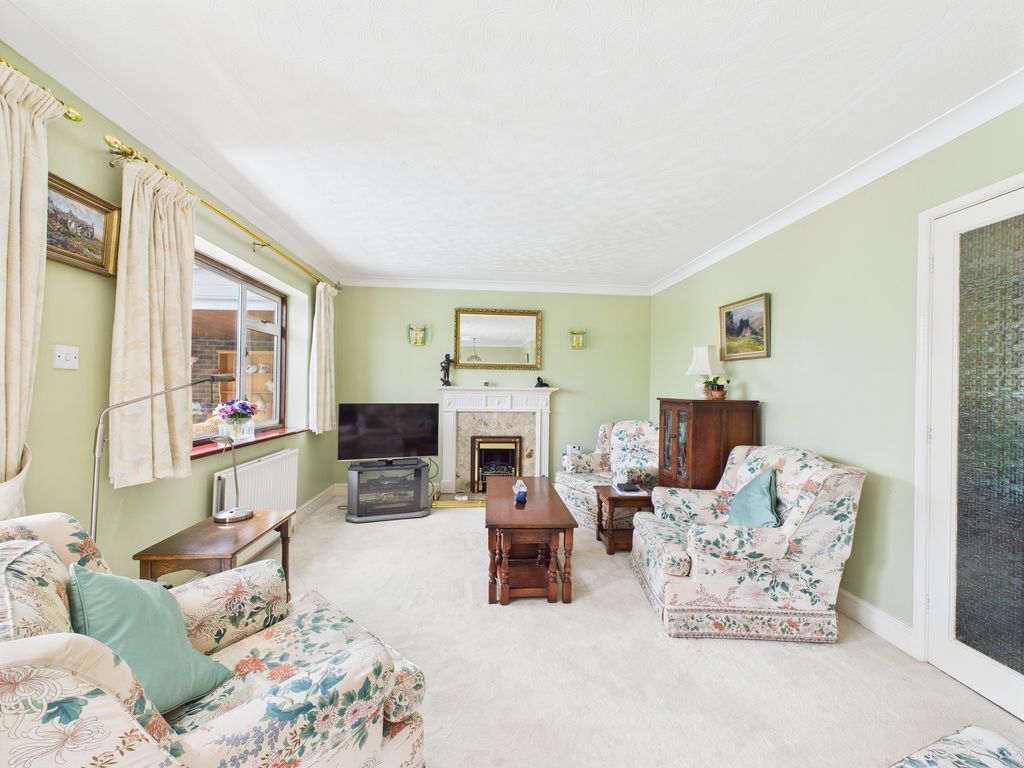 Property photo 3 of 19