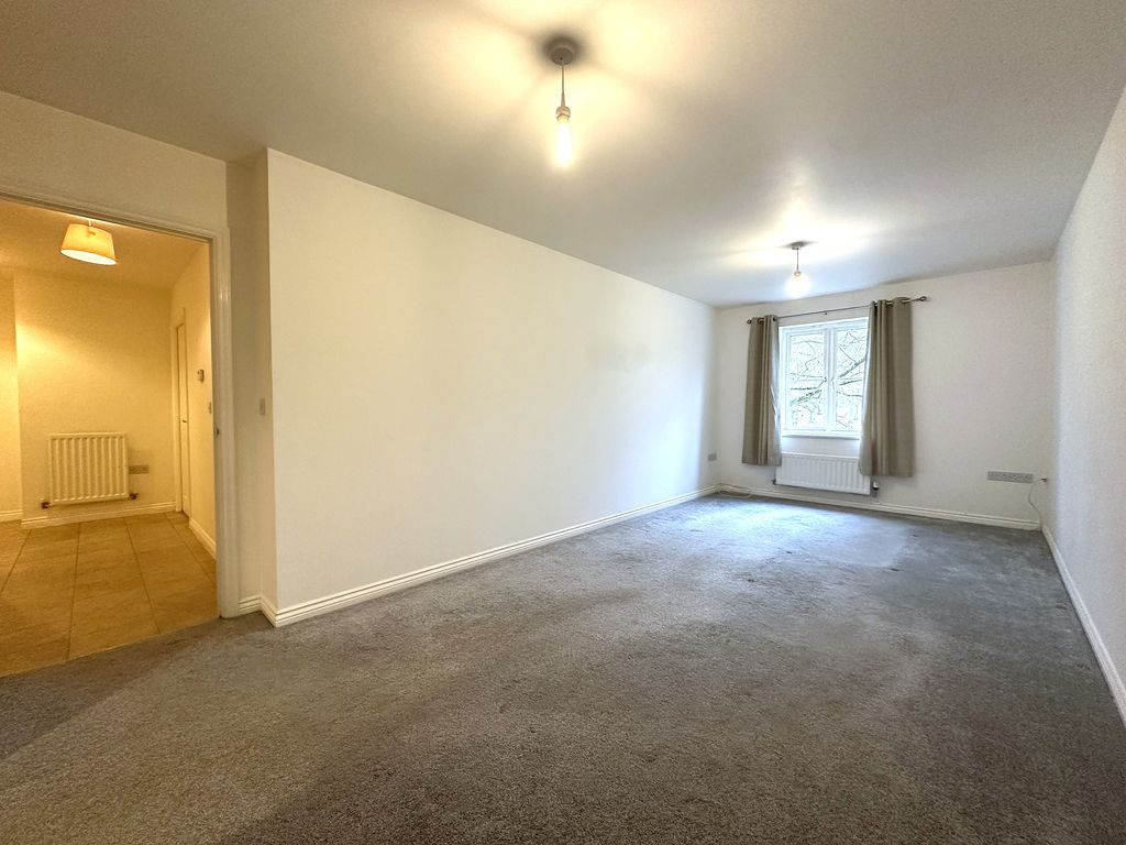 Property photo 3 of 13 Img_6883
