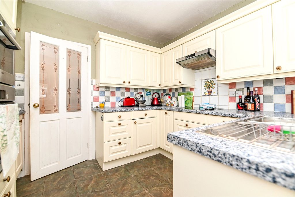 Property photo 3 of 16 Picture No. 05