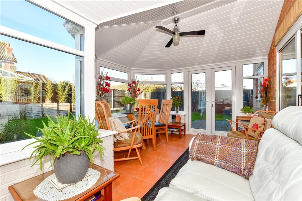 Property photo 3 of 18 Garden Room