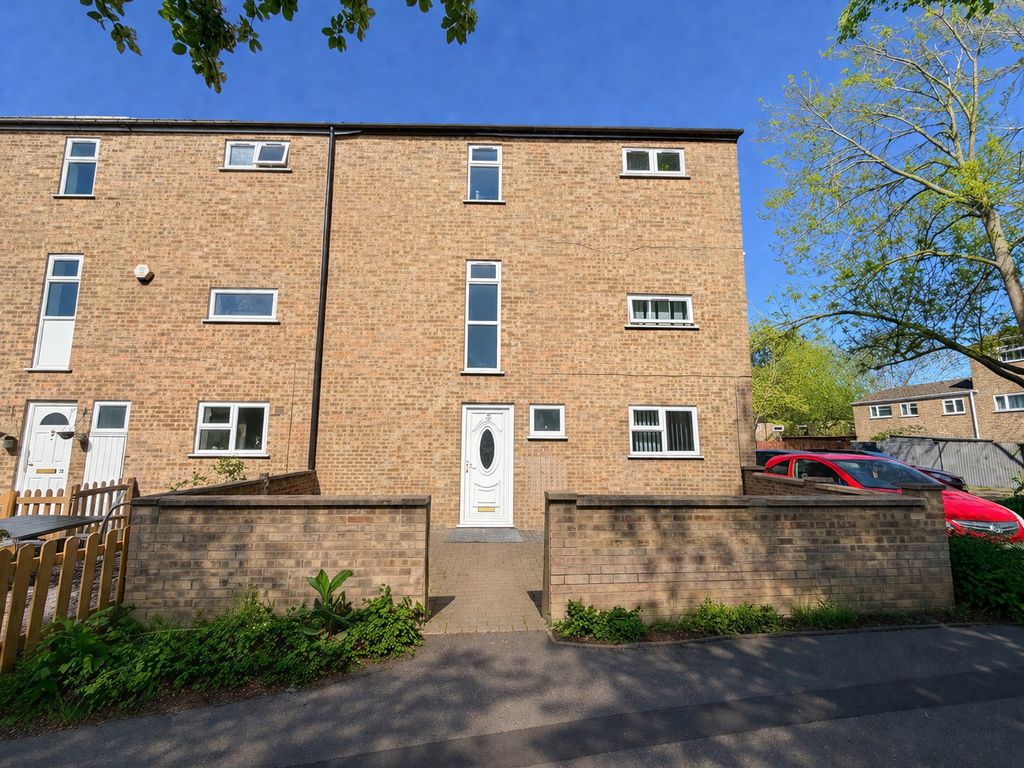 Property photo 1 of 3