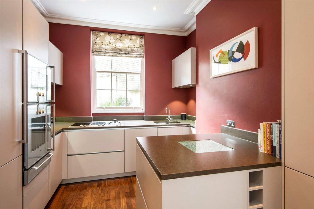 Property photo 1 of 19 Picture No. 02