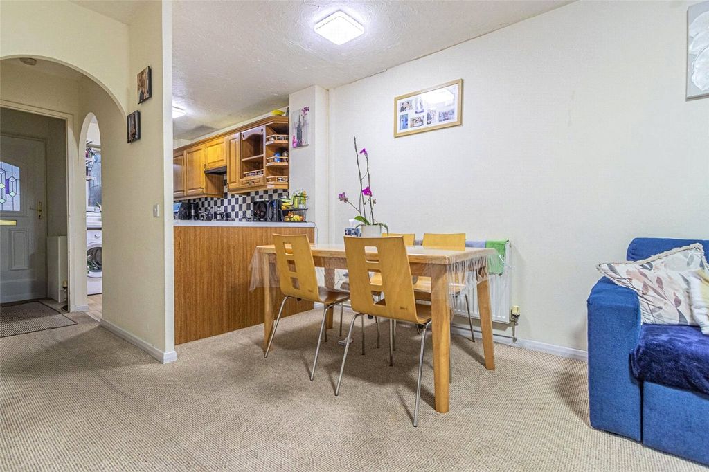 Property photo 3 of 11 Picture No. 06