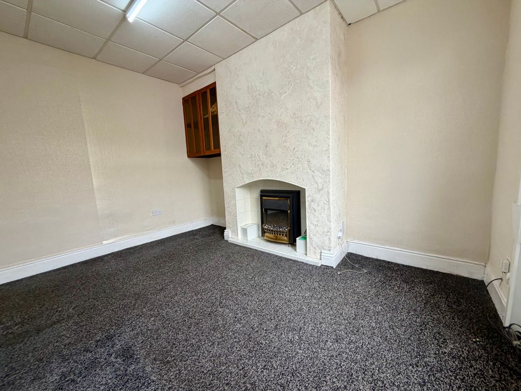 Property photo 3 of 13 Image