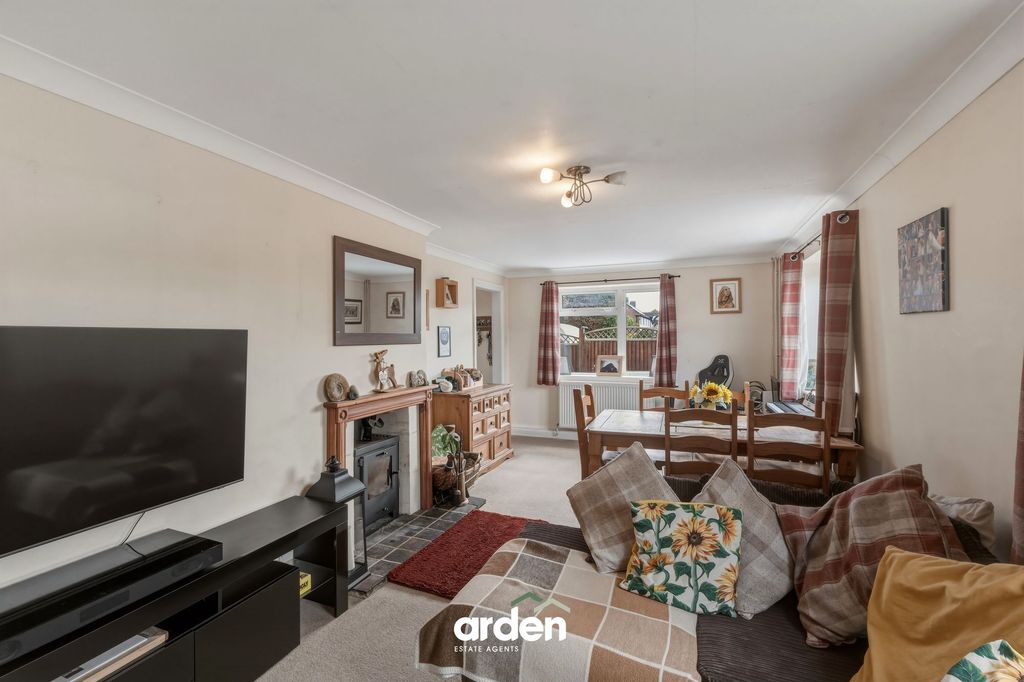 Property photo 2 of 15