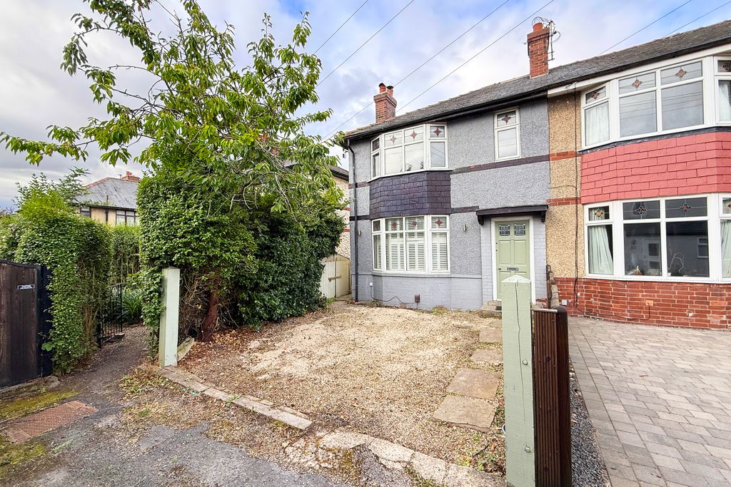 Property photo 1 of 13