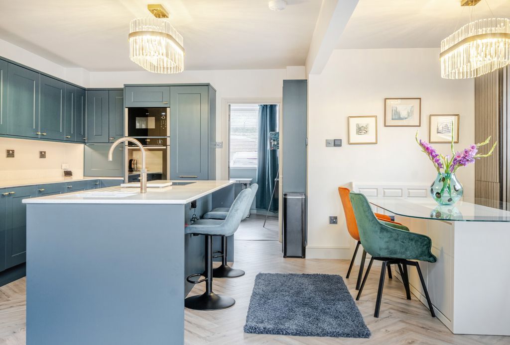 Property photo 3 of 20 1365877-9-68F248B...