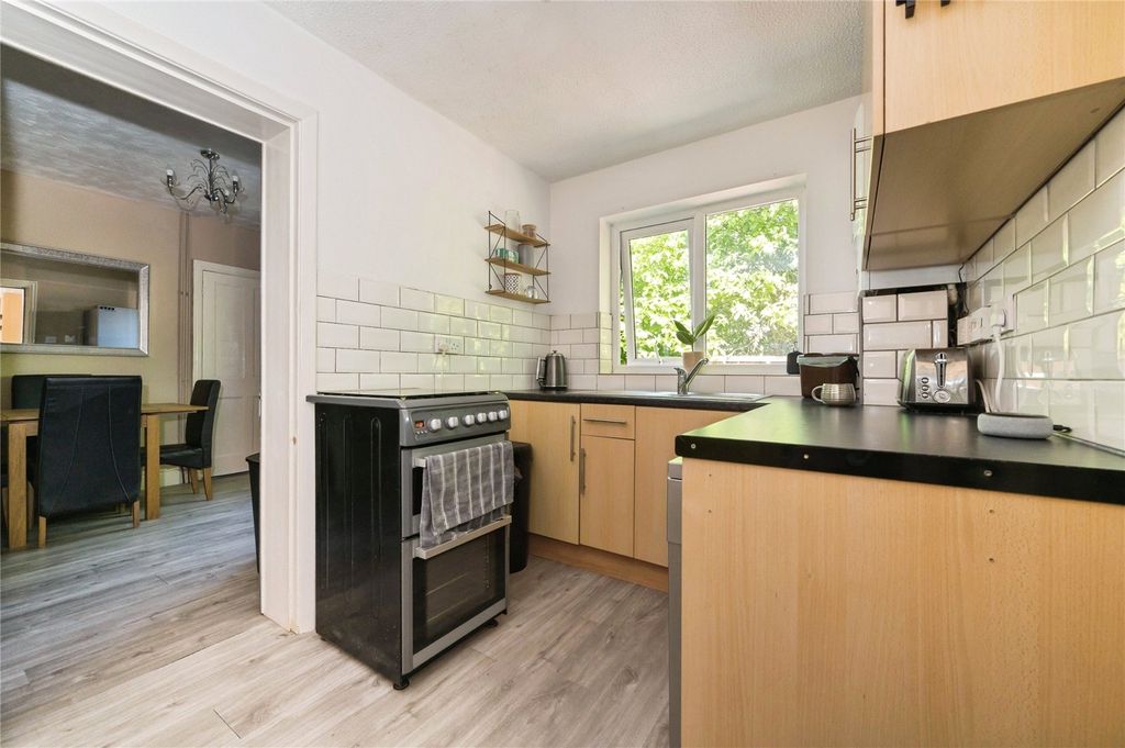 Property photo 3 of 14 Picture No. 20