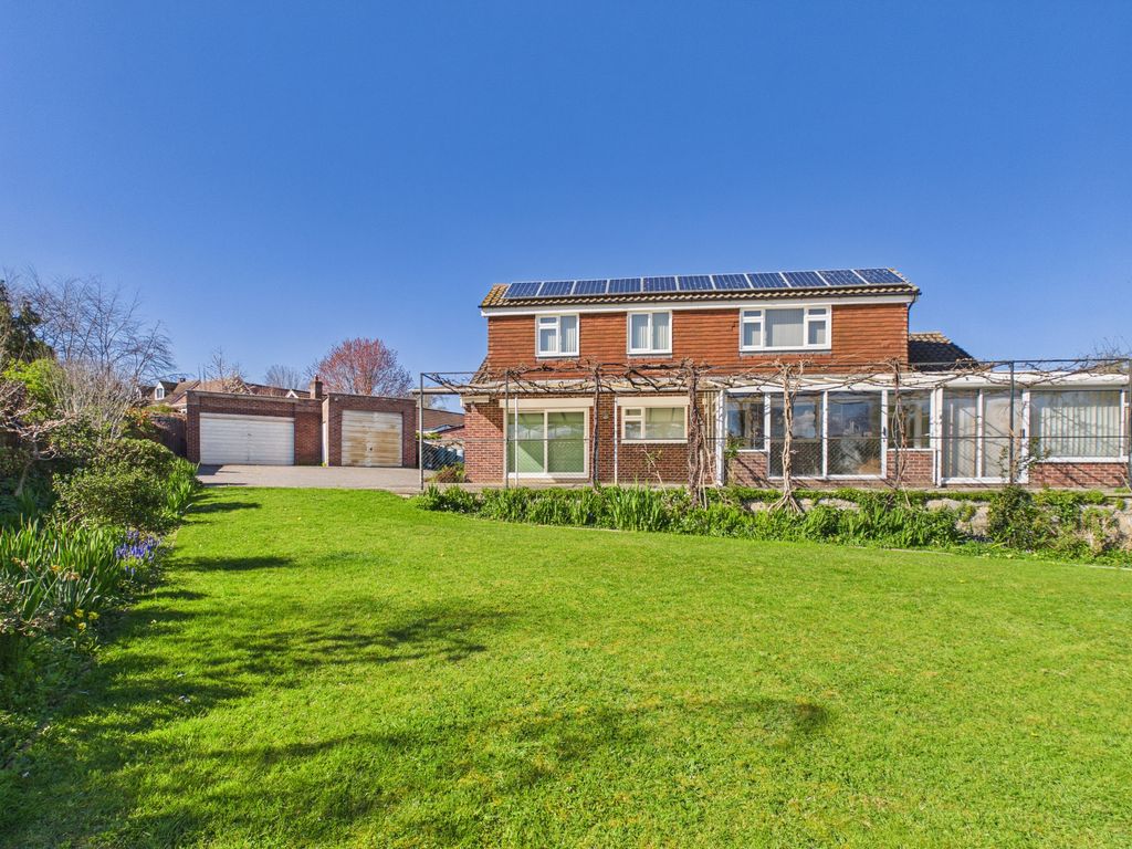 Property photo 1 of 31