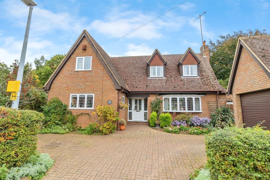 Property photo 1 of 16