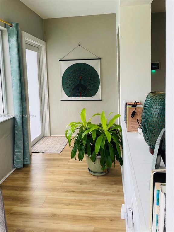 Property photo 2 of 14 <Alttext/>
