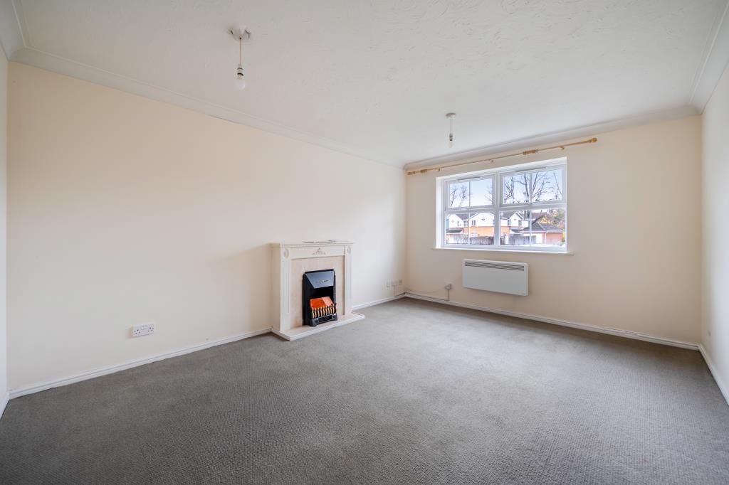 Property photo 2 of 13 Living Area