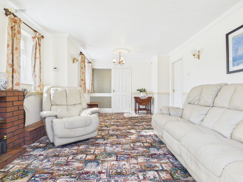 Property photo 2 of 36 Cam01332G0Pr0689Still004