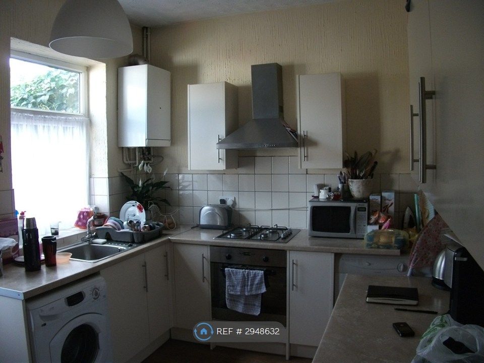 Property photo 2 of 8