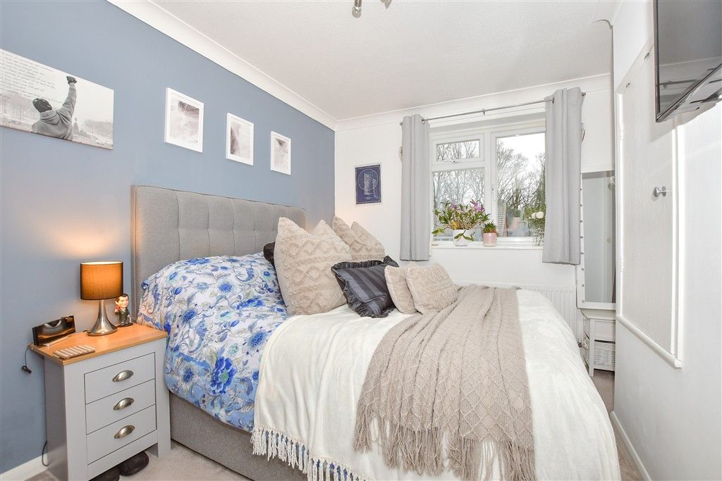 Property photo 3 of 10 Bedroom 1