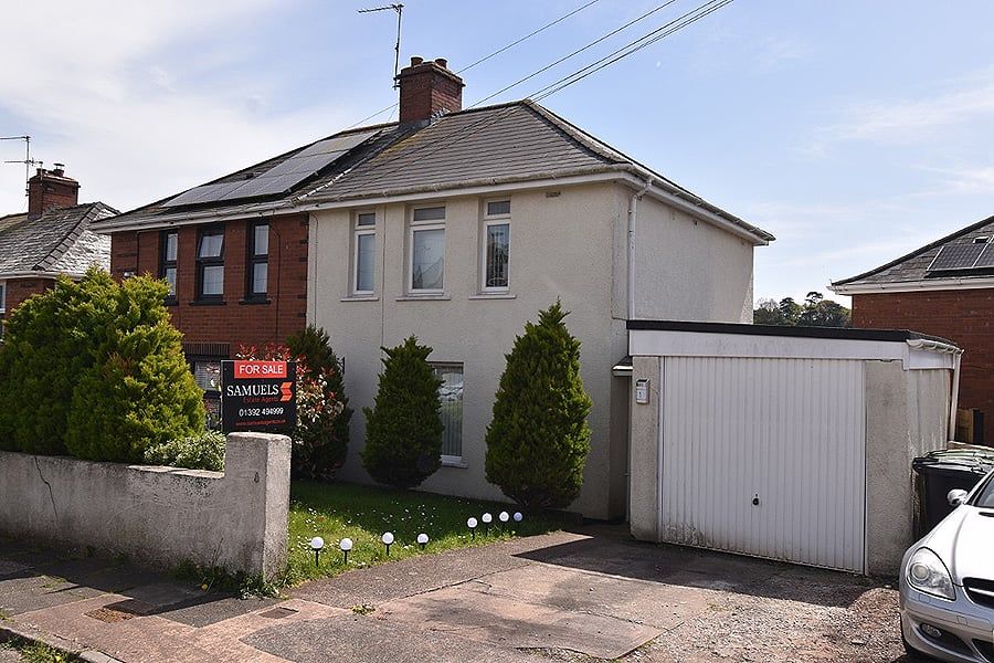 Property photo 1 of 12