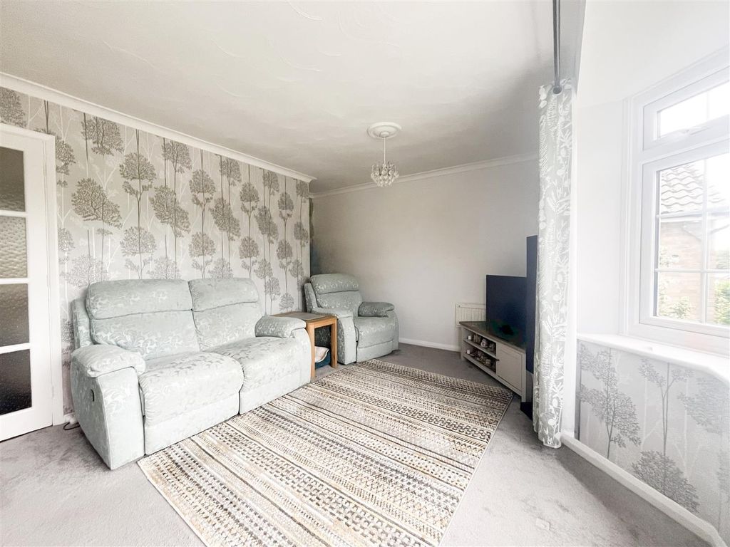 Property photo 1 of 26 11-Lounge 2.Jpg