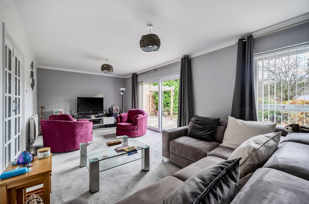 Property photo 3 of 25 1380396-16-691c8c...