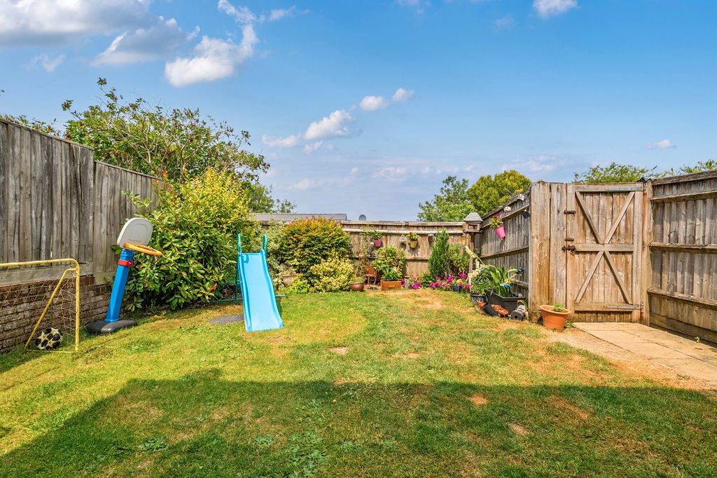 Property photo 3 of 15