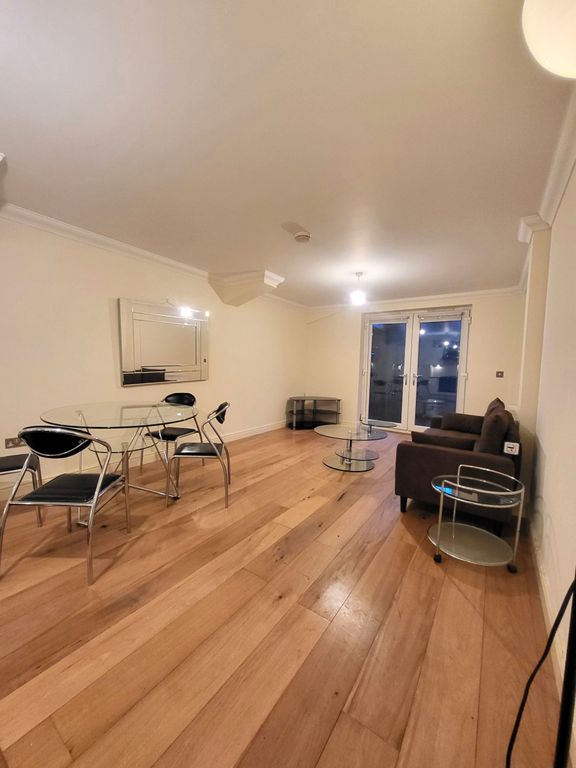 Property photo 3 of 12