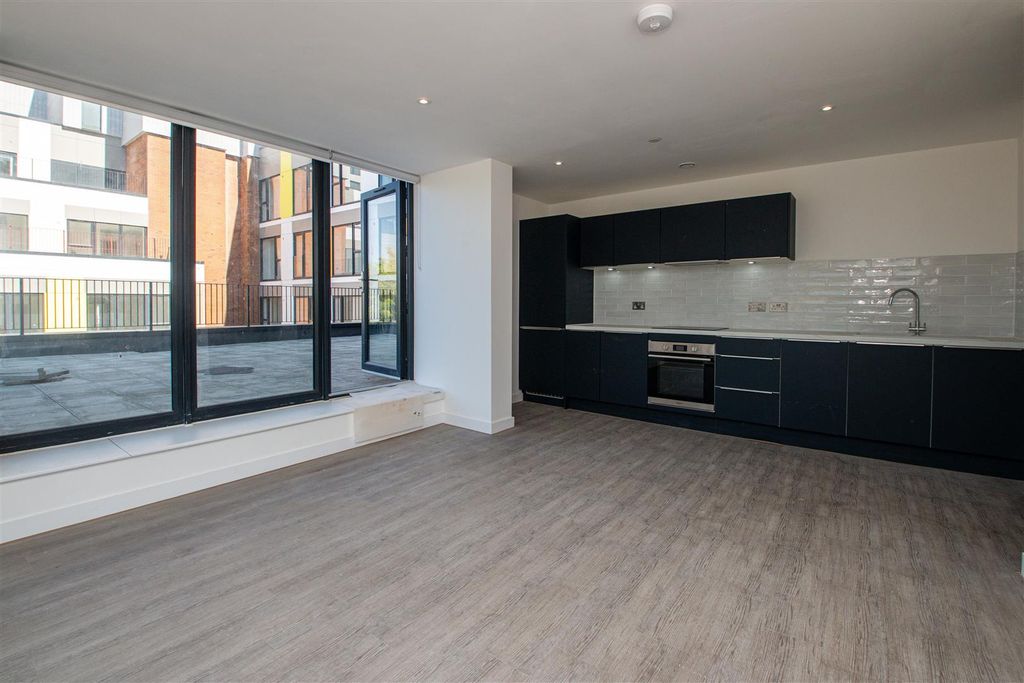Property photo 2 of 14 51Braf_4.Jpg