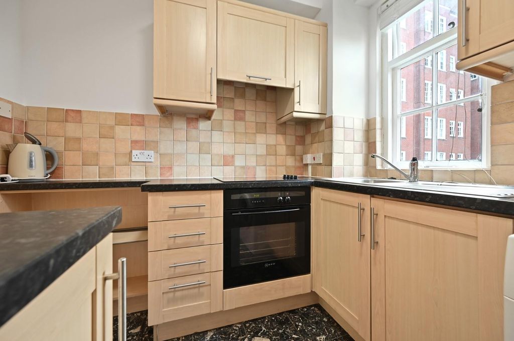 Property photo 3 of 10 Ahtec - Flat 37, Apsley House - Kitchen9 (1).Jpg