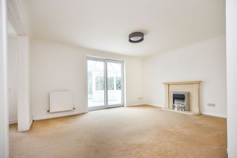 Property photo 3 of 15 Photo 16