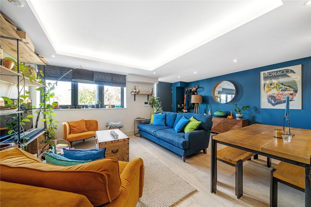 Property photo 2 of 15 Reception Part One