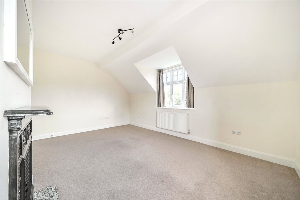 Property photo 2 of 11 Picture No. 03