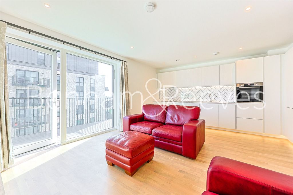 Property photo 1 of 16 Picture No. 01